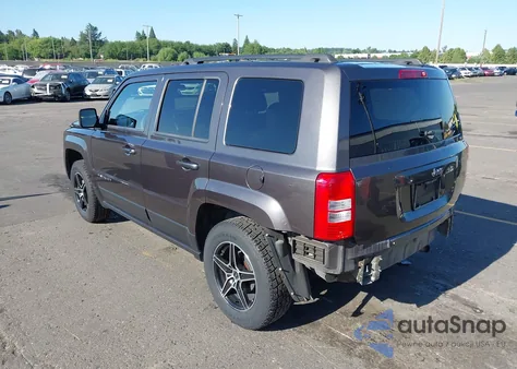 2015 Jeep Patriot Sport z USA, uszkodzony, nr VIN 1C4NJPBB8FD115571